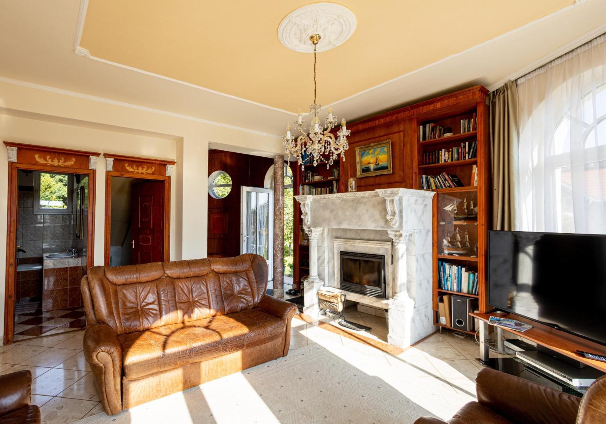 Kastello Villa Nagykozar ภายนอก รูปภาพ